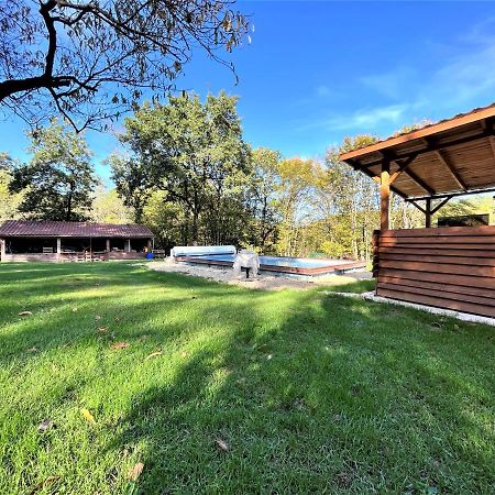 Chez Pascaline Bed & Breakfast Sarliac-sur-l'Isle Екстериор снимка