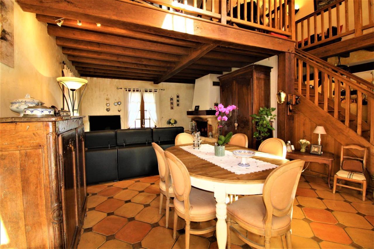 Chez Pascaline Bed & Breakfast Sarliac-sur-l'Isle Екстериор снимка